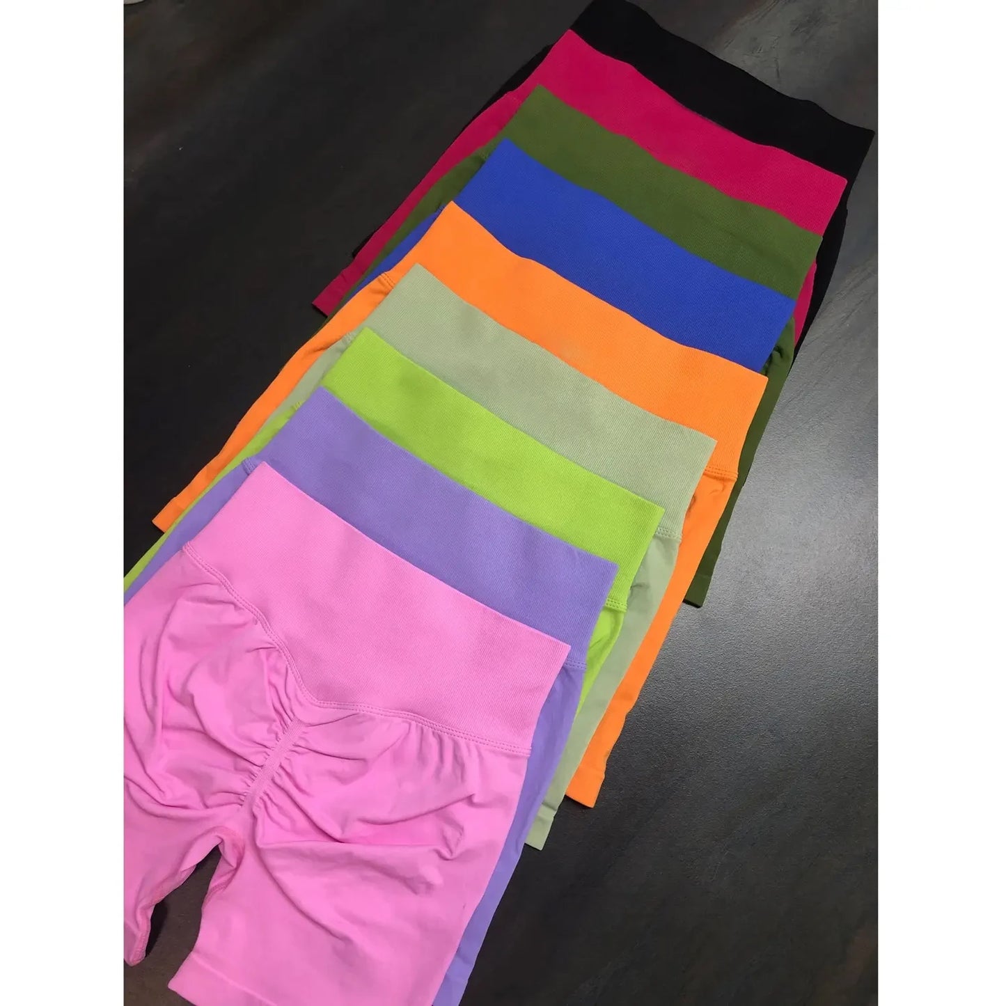 Short dynamique 4,5' Short de yoga sans coutures Scrunch Bum Short de gym côtelé à taille haute Short de motard d'entraînement très extensible